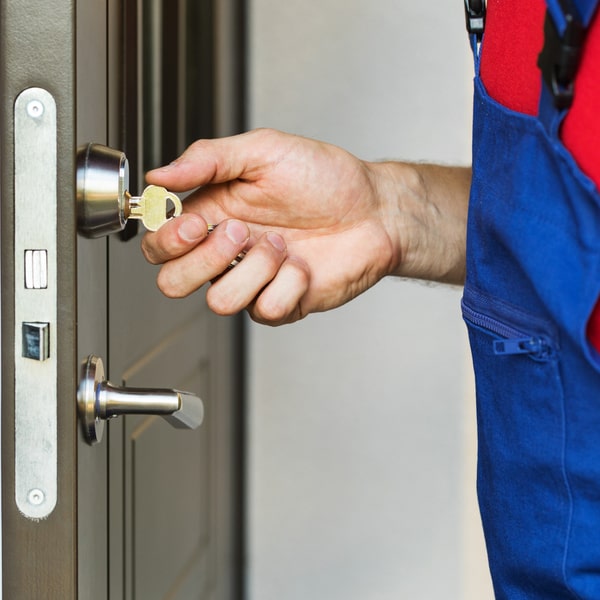 la cerrajería residencial ofrece presupuestos gratuitos para todos sus servicios